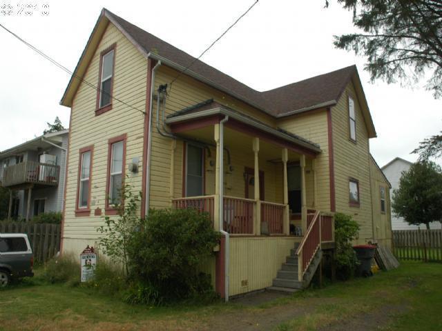  967 Pacific Dr, Hammond, OR photo