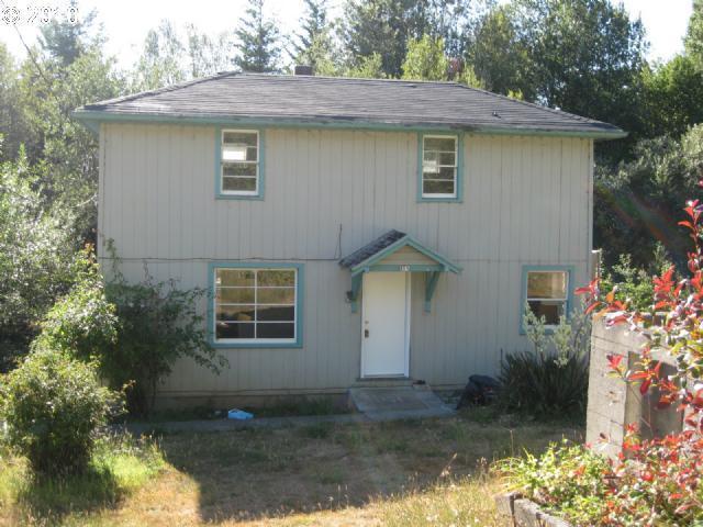  815 N Adams St, Coquille, OR photo