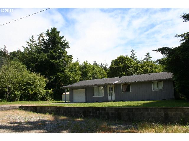  351 E Fifteenth St, Port Orford, OR photo
