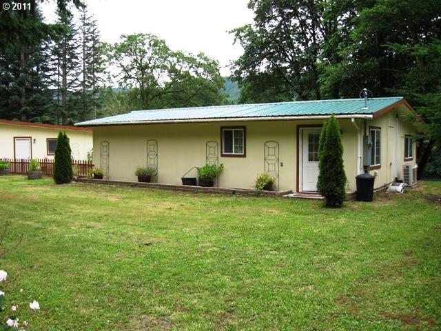  26624 State Highway 38, Elkton, OR photo