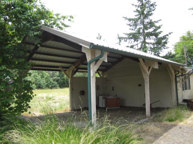  8628 State Highway 42, Tenmile, OR photo