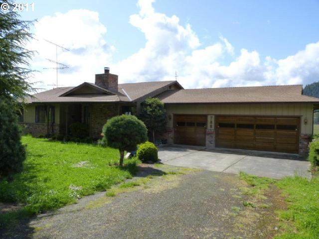  788 Tenmile Valley Rd, Tenmile, OR photo