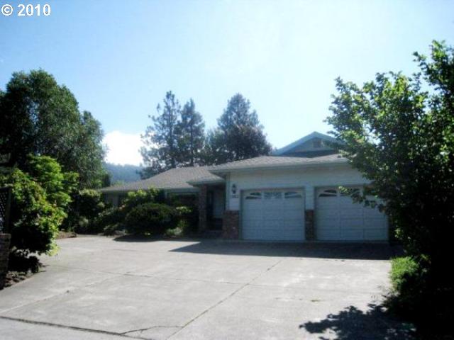  1062 Bellview Ave, Ashland, OR photo