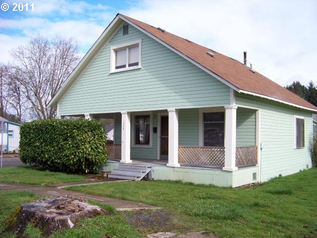  1304 S 6th St, Cottage Grove, OR photo