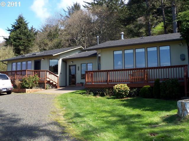  33 Crestview Dr, Yachats, OR photo