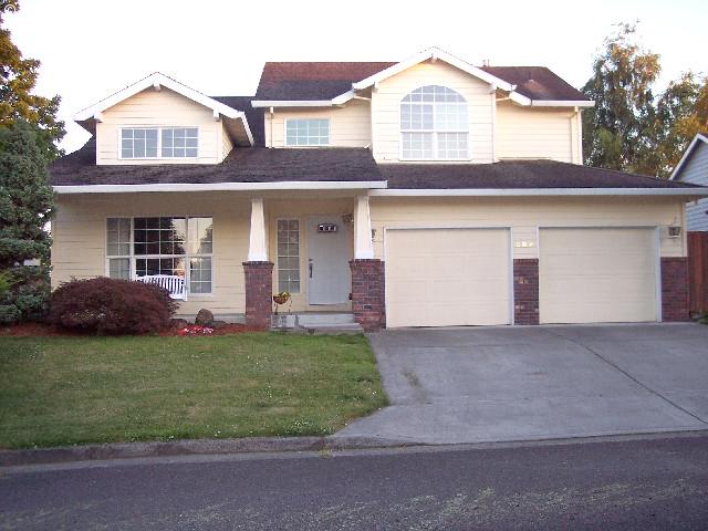  588 SW 26th St, Troutdale, OR photo
