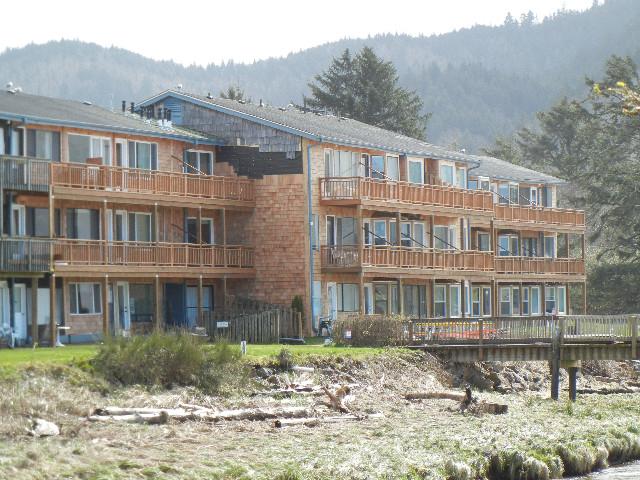  48900 Hwy 101 S #312, Neskowin, OR photo