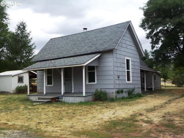  1007 Water St, Cove, OR photo