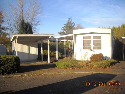  5355 River Rd N, Space 8, Keizer, OR photo