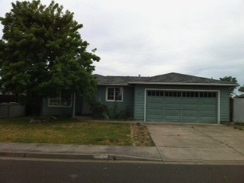  1176 Glengrove Avenue, Central Point, OR photo