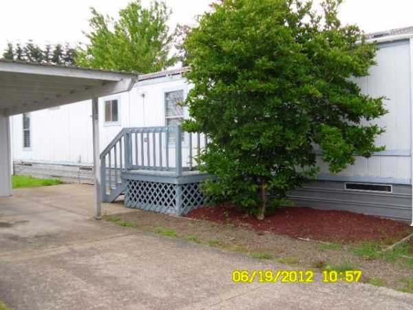  277 Edwards, Space 131, Monmouth, OR photo