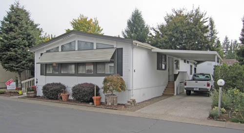  18485 SW Pacific Dr #6, Tualatin, OR photo