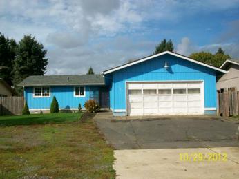  1133 N Front St, Woodburn, OR photo