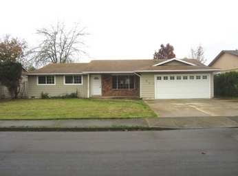  727 49th Avenue SE, Salem, OR photo