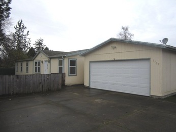  1707 Chemawa Road NE, Keizer, OR photo