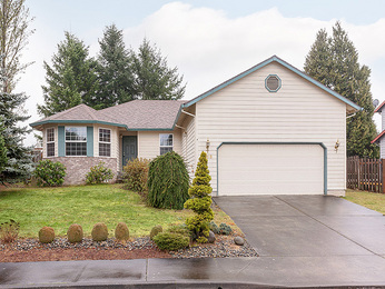 988 SE 30th Place, Troutdale, OR photo