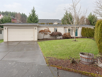 1643 NW Madrona Court, Mcminnville, OR photo