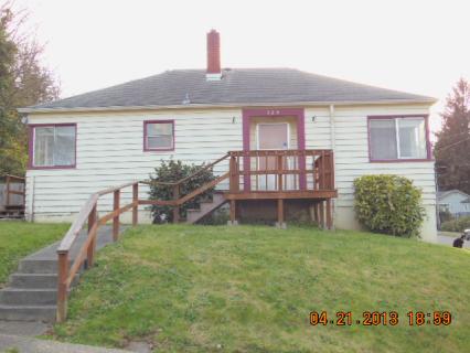  525 S 11th St, Coos Bay, OR photo