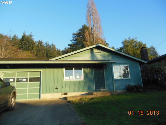  410 S Henry St, Coquille, Oregon  photo
