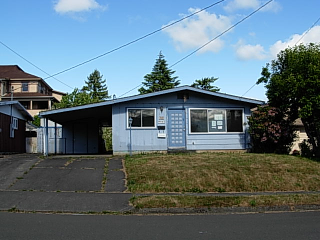  900 North Collier Street, Coquille, OR photo