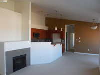  645 Nw Falling Waters Ln Unit 403, Portland, Oregon  6412780