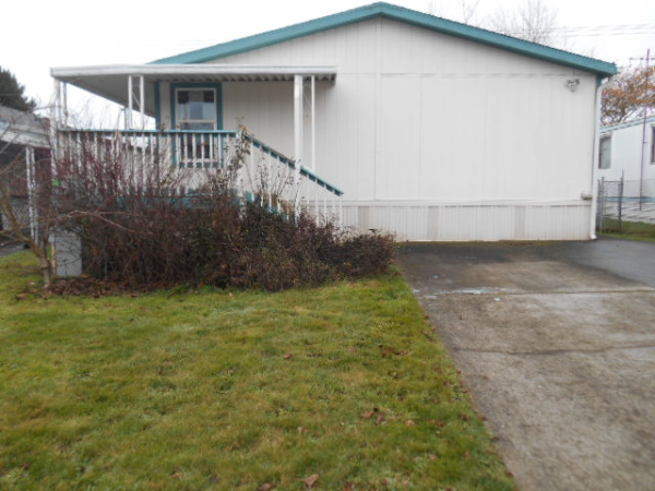  2815 Surf Court NE, Salem, OR photo