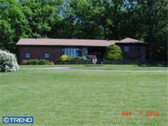  745 Georgetown Rd, Ronks, PA photo