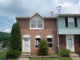  401 DAISY CT., WEST PITTSTON, PA photo