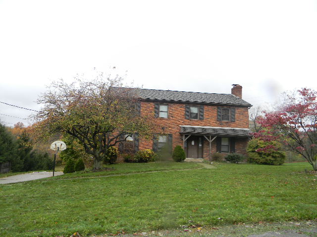  140 Lynne Haven Dr, Beaver, PA photo