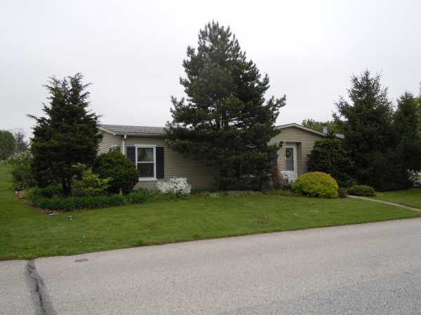  20 Oakplace Court East, Harleysville, PA photo