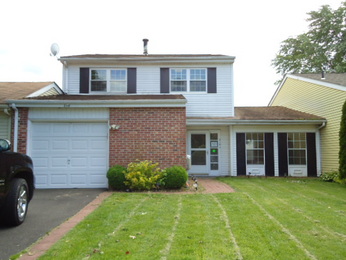  210 Commonwealth Dr, Newtown, PA photo