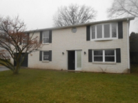 110 Maplewood Dr, Dover, PA 4328328