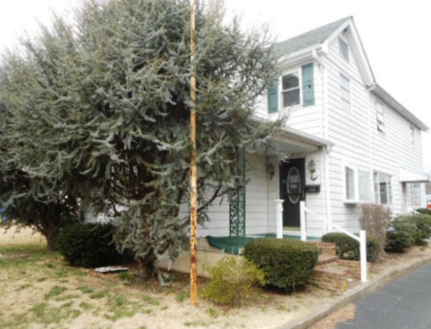  228 Hastings Ave, Havertown, PA photo