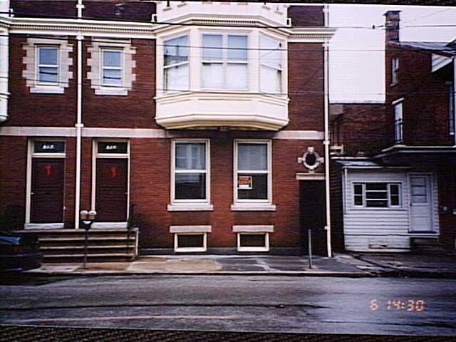  152 W King St, York, PA photo