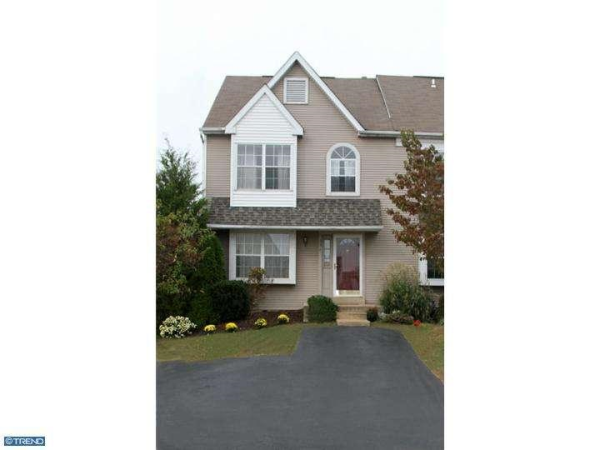  331 COUNTRYSIDE CT, Collegeville, PA photo