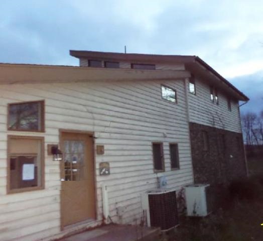  190 Meadow Spring Rd, Greensburg, PA photo