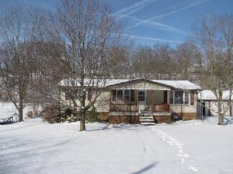  625 Pleasant Valley Rd, Connellsville, PA photo