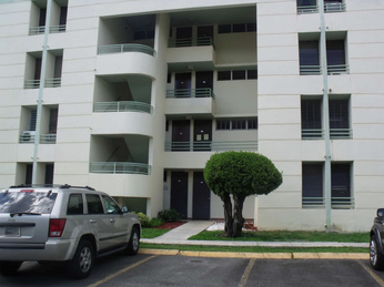  Apt B-202 Turabo Cl, Caguas, PR photo