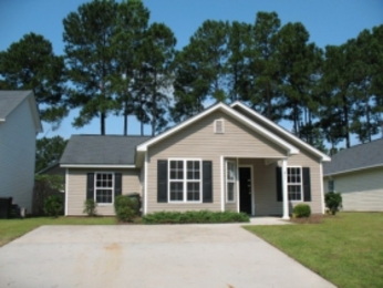  211 Trickle Dr, Summerville, SC photo