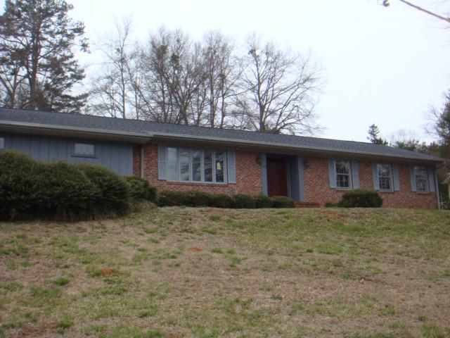  402 Eastcliffe Way, Greenville, South Carolina  photo