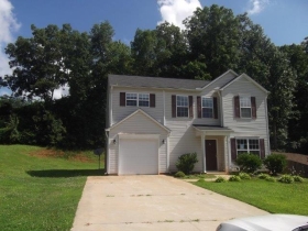  1 Red Holly Way, Travelers Rest, SC photo