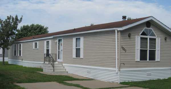  1003 Ruby Place, Sioux Falls, SD photo