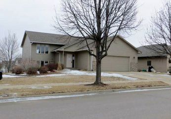  2008 S Alpine Ave, Sioux Falls, SD photo