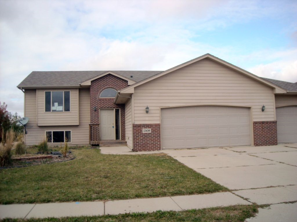  2509 N Vincent Ave, Sioux Falls, SD photo