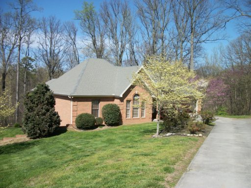  900 E. Brentwood Dr, Morristown, TN photo