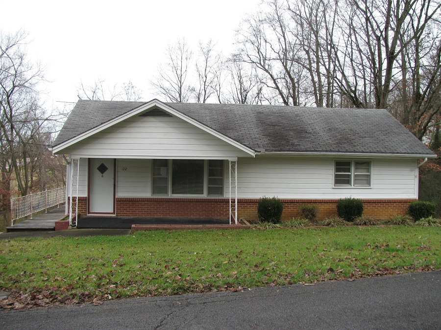  122 ROBINSON ST, GREENEVILLE, TN photo