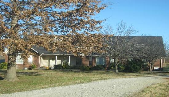  8448 Munford Giltedge Rd, Burlison, TN photo