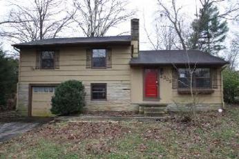  1905 Bel Aire Drive, Tullahoma, TN photo