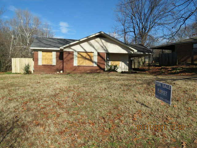  1402 Rolling Hills Dr, Memphis, Tennessee  photo