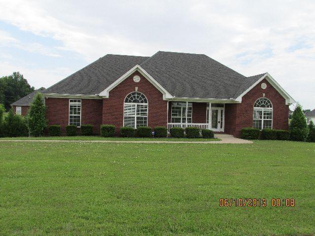 2007 Chris Ct, Pleasant View, Tennessee  photo